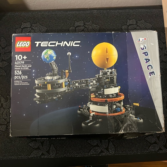 LEGO Technic Space Exploration Set - Picture 1 of 1